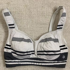 Lululemon Sports Bra 32D